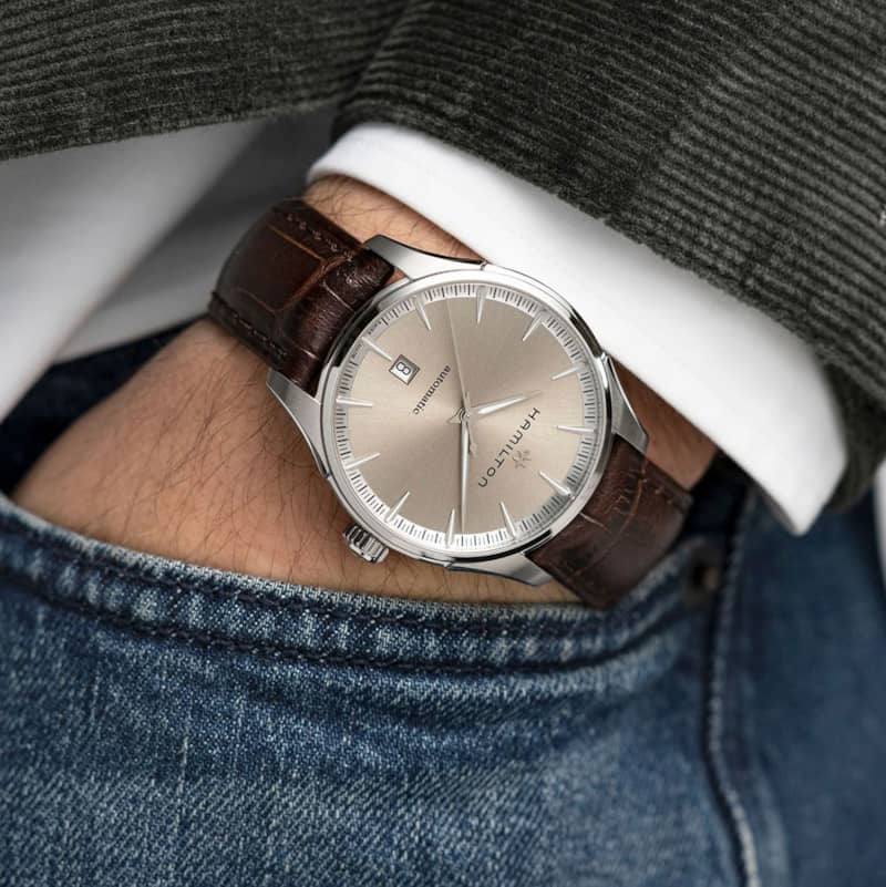 Hamilton-Jazzmaster-Auto-Brown-Watch-H32475520-Model.jpg