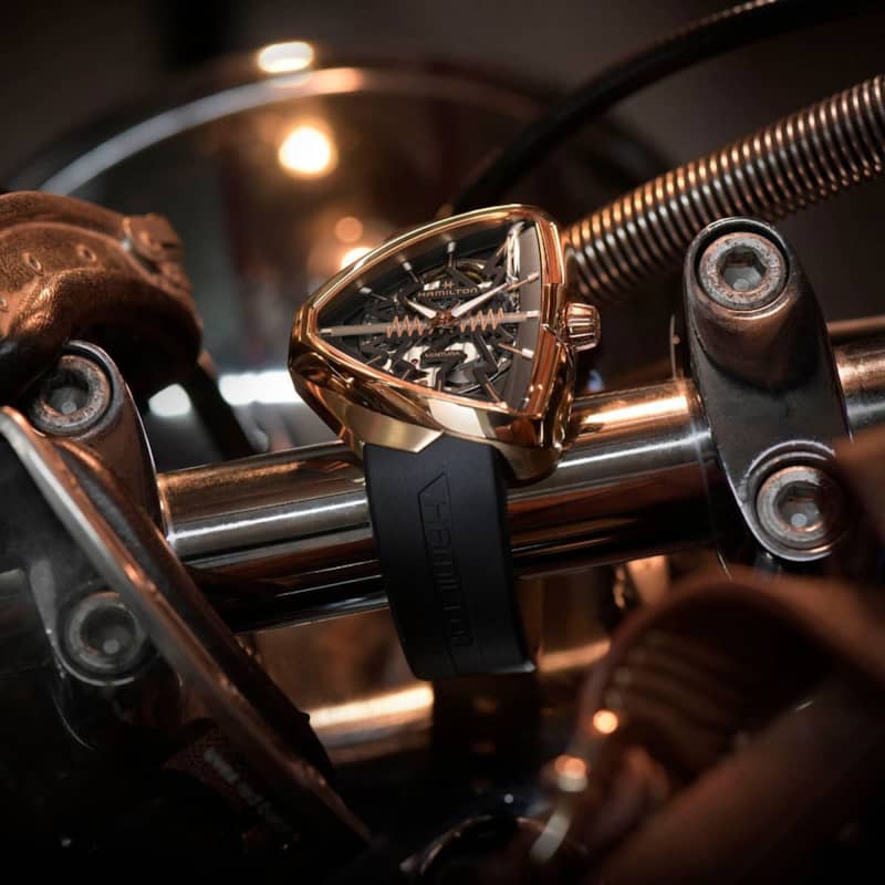 Hamilton-Ventura-Elvis80-Watch-H24525331-Lifestyle-2.jpg
