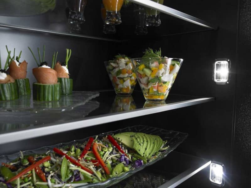 JennAir-Refrigerator-JS48NXFXDE-Shelves.jpg