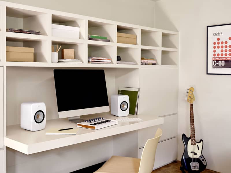 KEF-LSXII-Mineral-White-Wireless-Bookshelf-Speakers-LSXIIWH-lifestyle.jpg