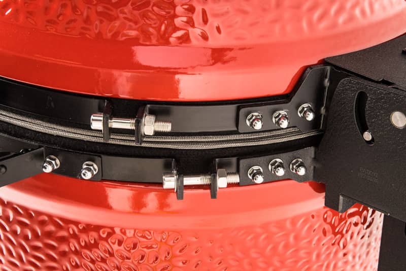 Kamado-Joe-Grill-KJ15041021-Close-Up-Lid-Rim.jpg