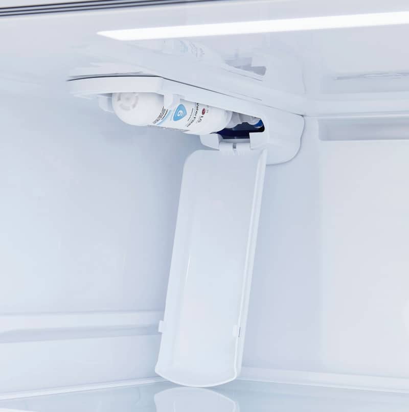 LG-Bottom-Freezer-Refrigerator-LRDCS2603D-Water-Filter.jpg