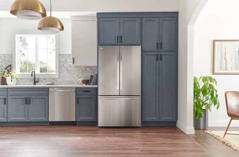 LG-Refrigerator-LRFLC2706S-Kitchen.jpg