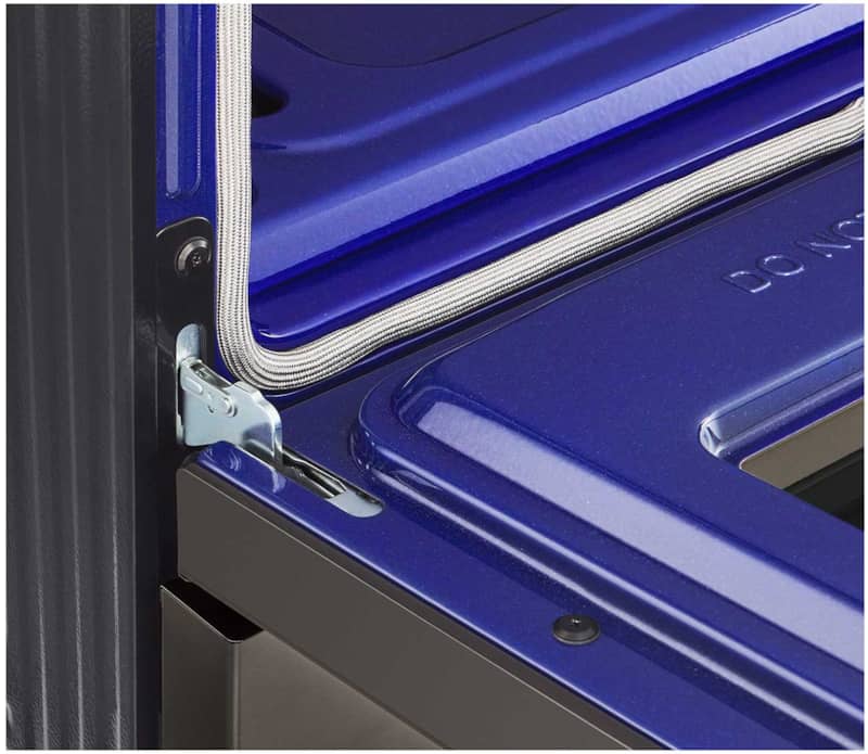 LG-SlideInGasRange-LSGL5833D-Door-Hinge.jpg