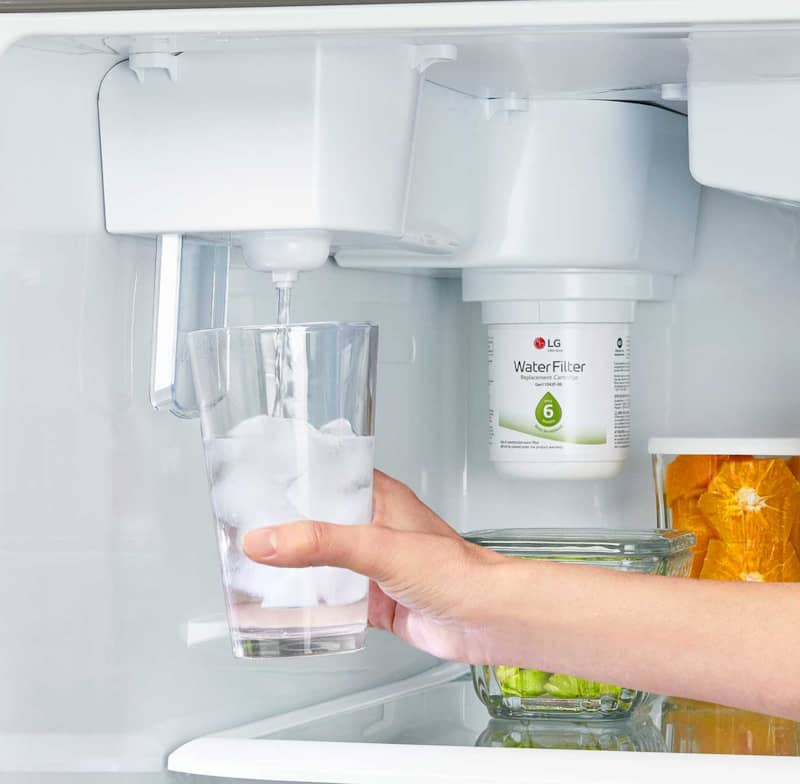 LG-TopFreezerRefrigerator-LRTLS2403S-Dispenser-Filling-Glass.jpg