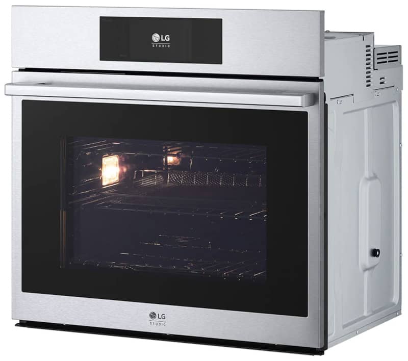 LGSTUDIO-WallOven-WSES4728F-Right-Angle.jpg