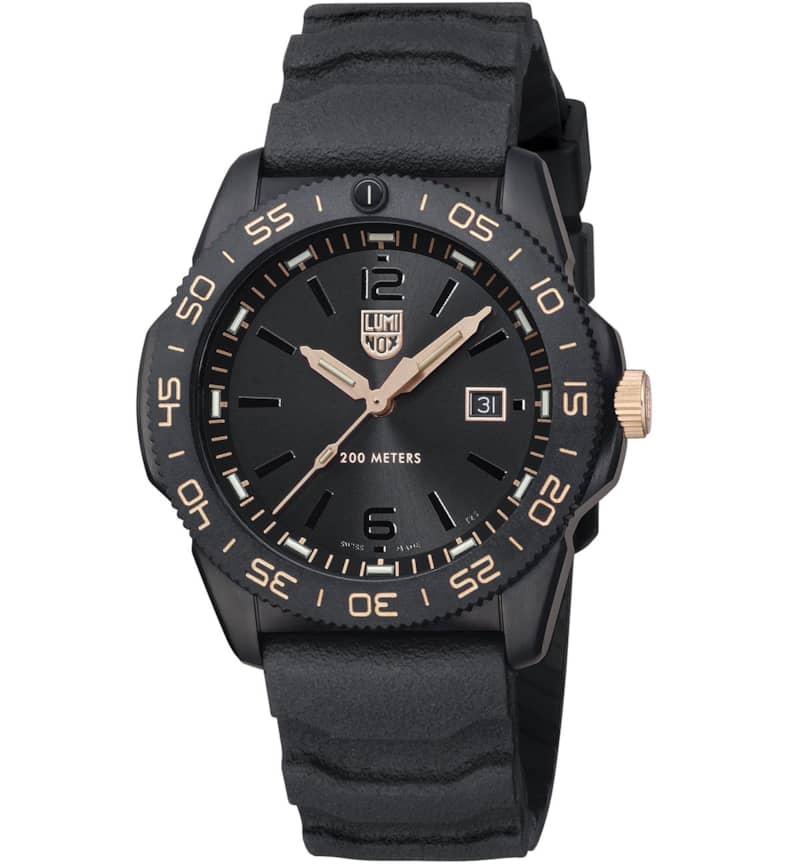 Luminox-Sea-Series-Pacific-Diver-L-E-Blk-Gold-Watch-XS3120BOGOLD-Angled.jpg