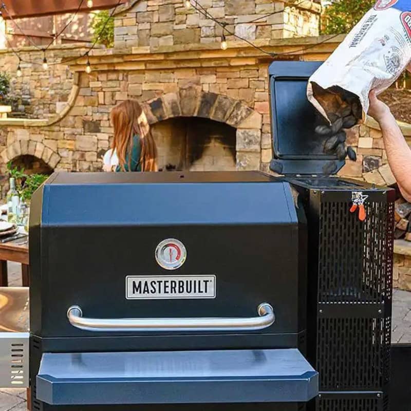 Masterbuilt-Gravity-1050-Digital-Charcoal-Grill-Smoker-MB20041220-hopper.jpg