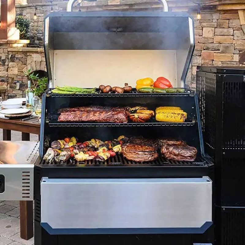 Masterbuilt-Gravity-1050-Digital-Charcoal-Grill-Smoker-MB20041220-racks.jpg