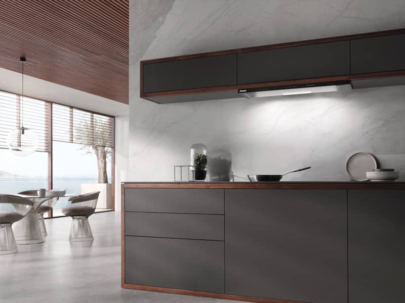 Miele-Hood-DAS4930-Kitchen.jpg