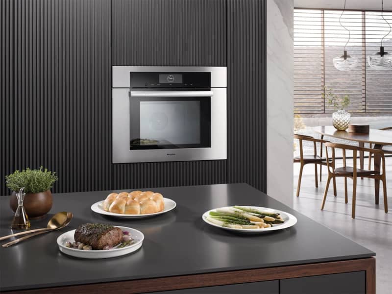 Miele-Oven-DGC7780-XXL-installed-right-angle.jpg