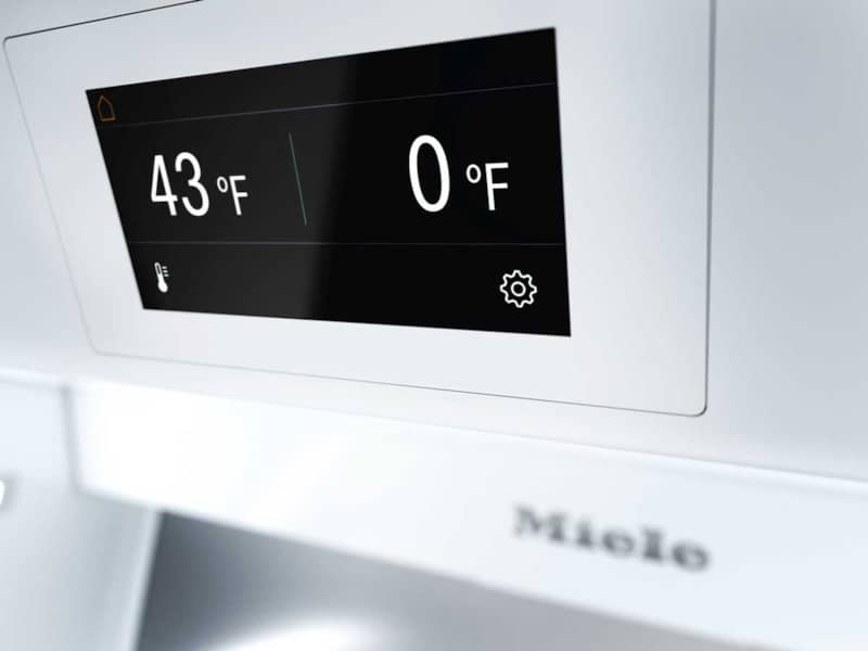 Miele-Refrigerator-KF2802SF-Control-Panel-Angle-View.jpg