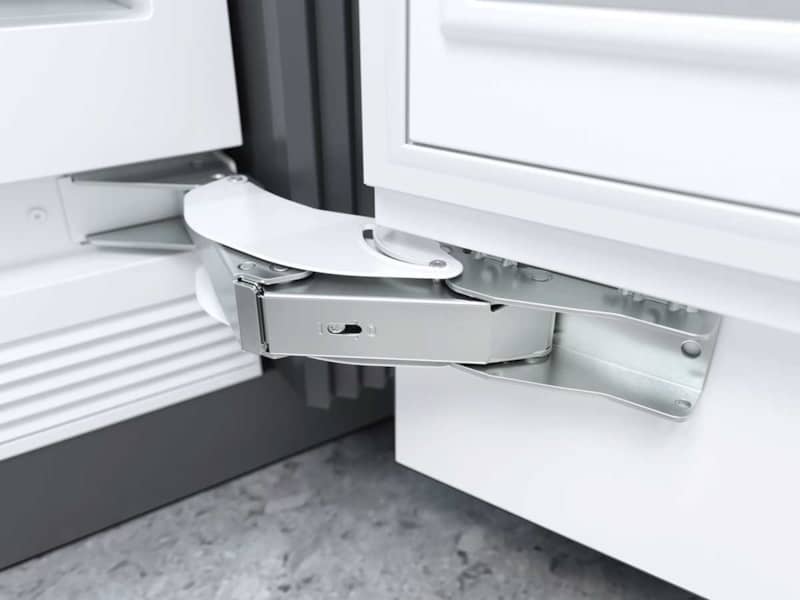 Miele-Refrigerator-KF2802SF-MaxLoad-Hinge.jpg