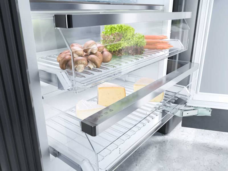 Miele-Refrigerator-KF2802SF-Produce-Bins.jpg