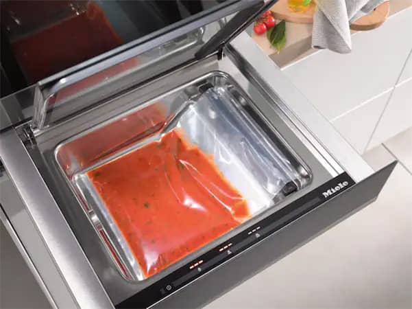 Miele-Vacuum-Sealing-Drawer-11845480-aerial-view-marinara.jpg