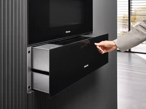 Miele-Vacuum-Sealing-Drawer-11845480-installed-handleless-design.jpg