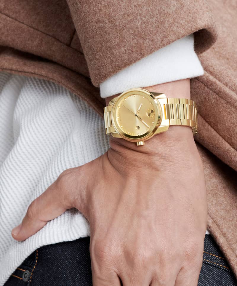 Movado-BOLD-Verso-Gold-42mm-3600735-Lifestyle.jpg