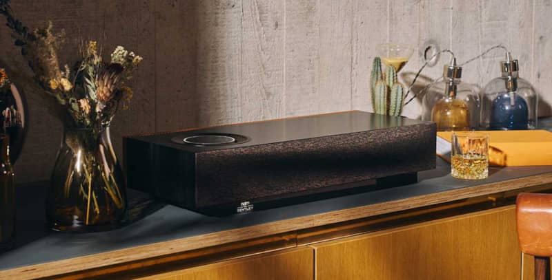 Naim-Mu-So-Bentley-Edition-Wireless-Speaker-NAIMMUSO2NDBEN-lifestyle-1.jpg