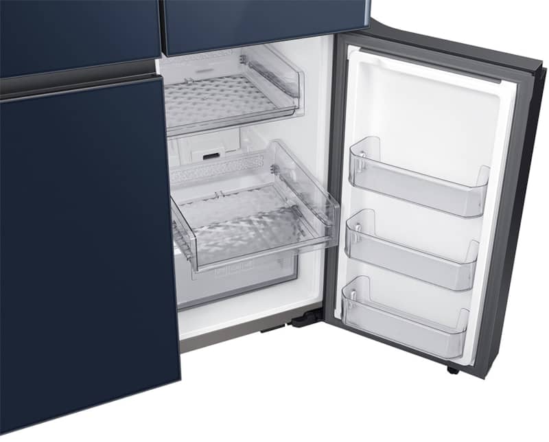 Samsung-4DoorRefrigerator-RF23A967541-FlexZone-Compartment.jpg