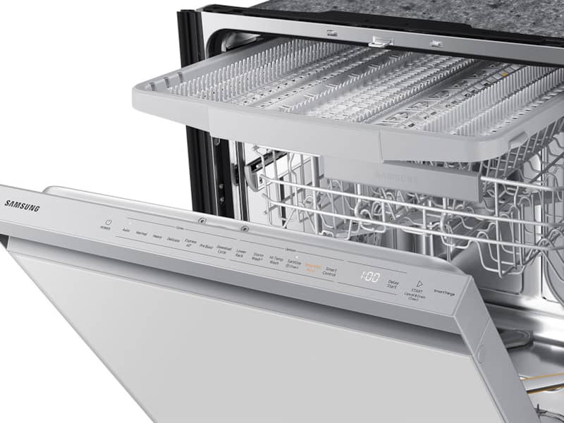 Samsung-Dishwasher-DW80BB707012-Angle-View-Close-Up.jpg