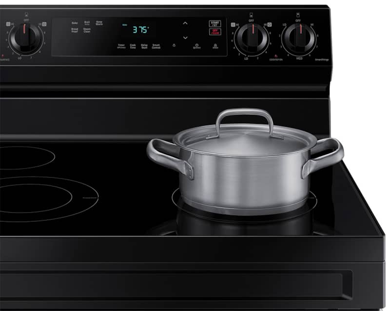 Samsung-ElectricRange-NE63A6111SB-Pot-On-Cooktop.jpg