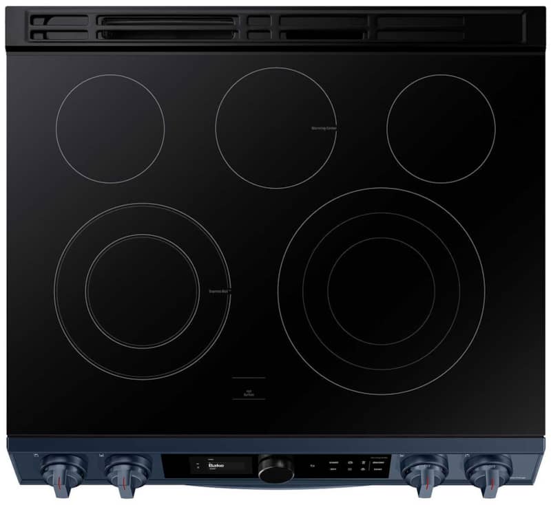 Samsung-SlideInElectricRange-NE63A8711QN-Cooktop.jpg