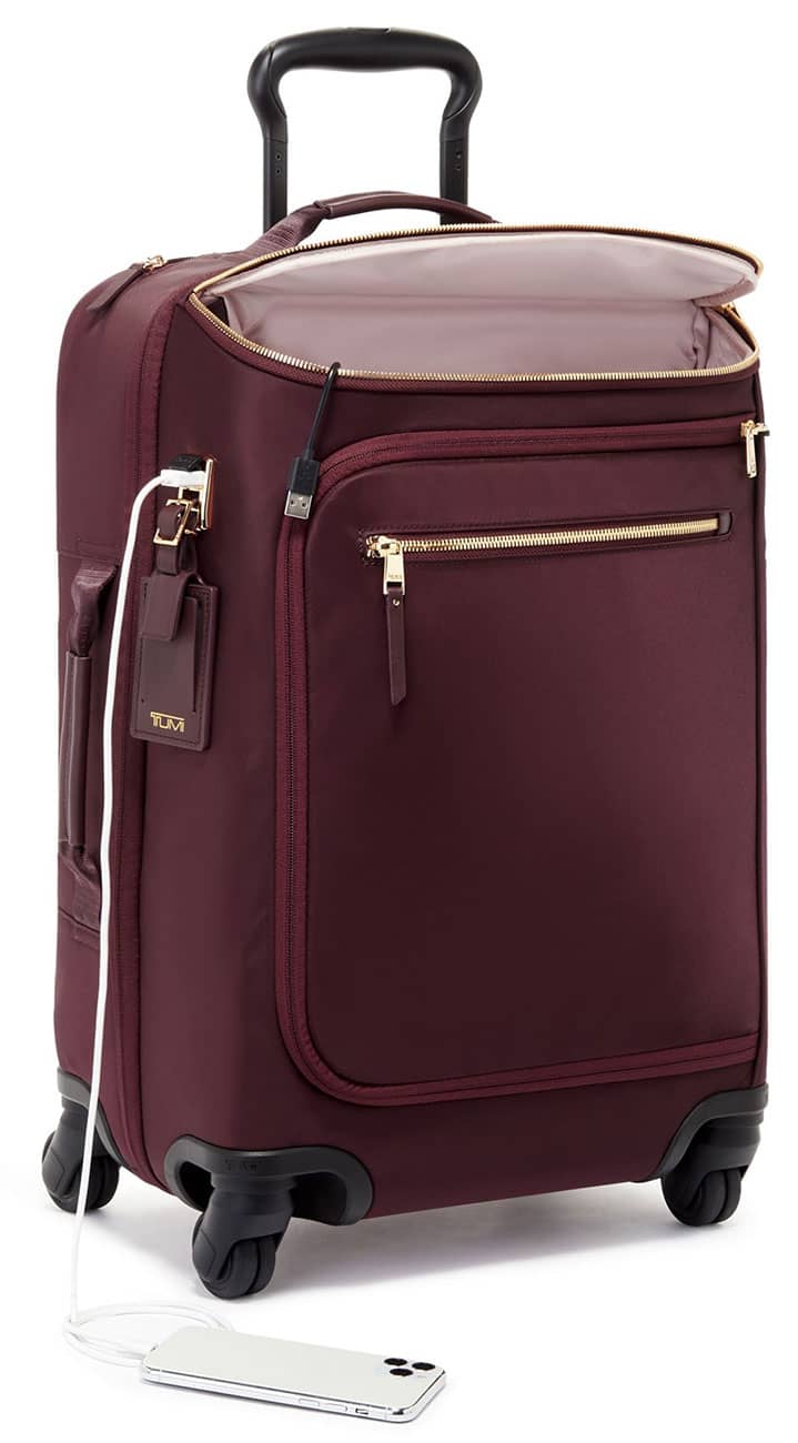 TUMI-Leger-Carry-On-135492-9880-USB.jpg