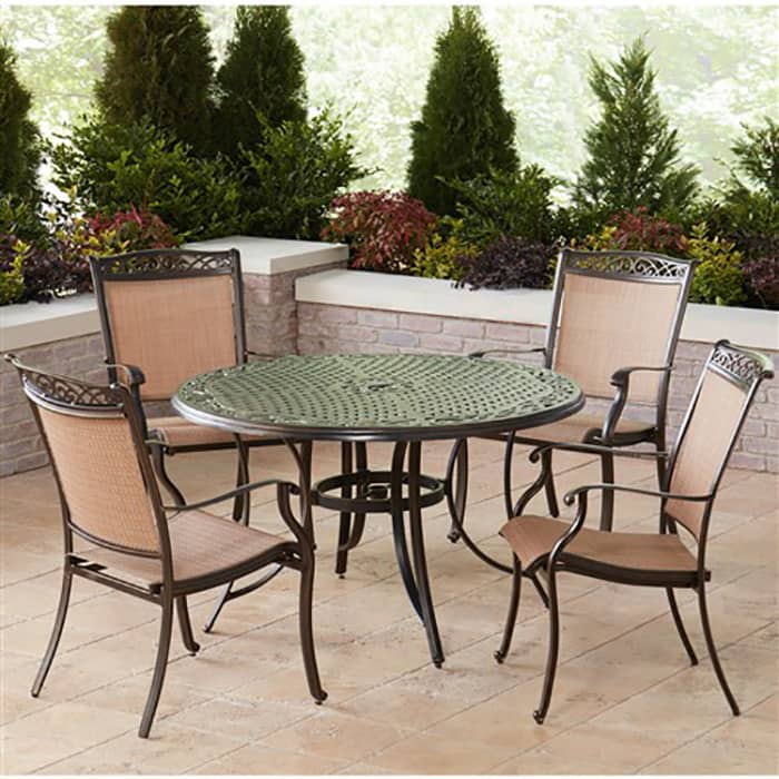 hanover-fontana-5-pc-patio-set-FNTDN5PCC-lifestyle-2.jpg