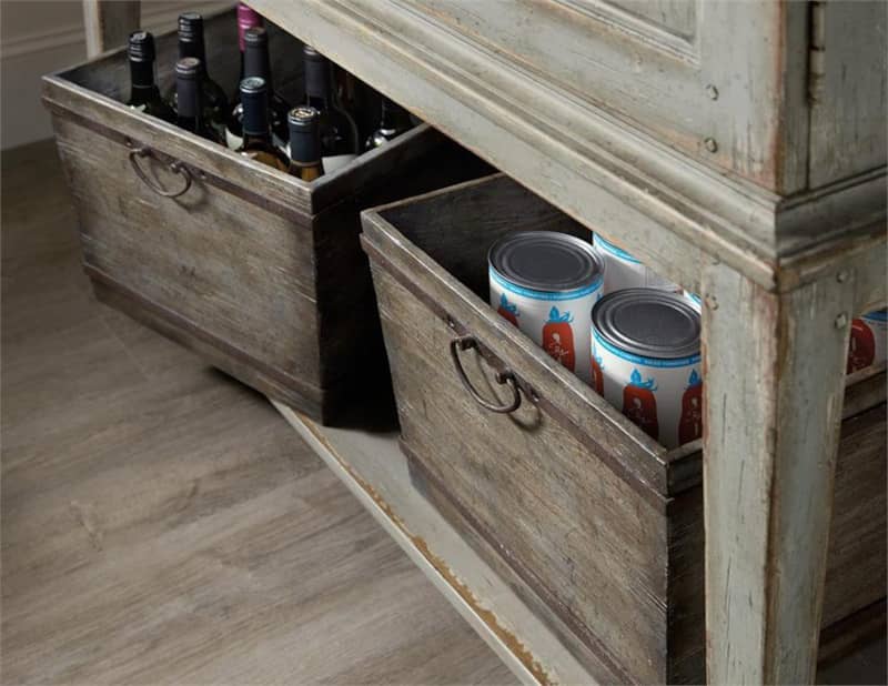 hooker-furniture-alfresco-vino-della-vite-vintners-cabinet-6025-75160-40-lifestyle-3.jpg