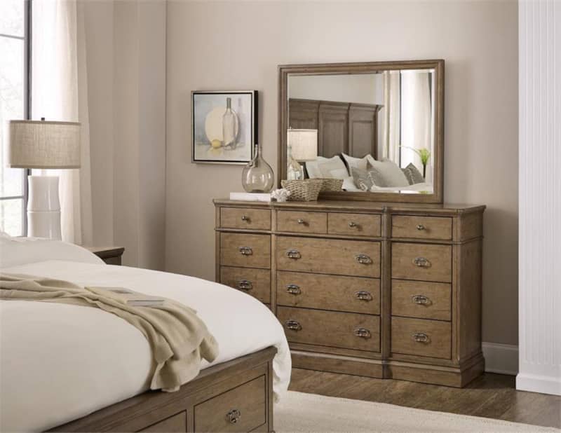 hooker-furniture-montebello-twelve-drawer-dresser-6102-90002-80-lifestyle.jpg