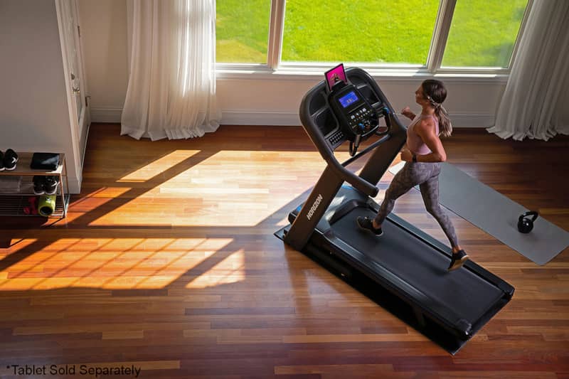 horizon-studio-series-treadmill-74AT-lifestyle-top.jpg