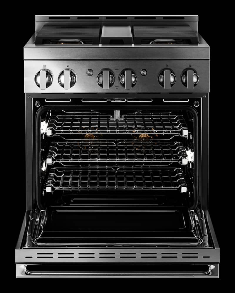 jenn-air-noir-30-professional-gas-range-JGRP430HM-lifestyle-oven-interior.jpg