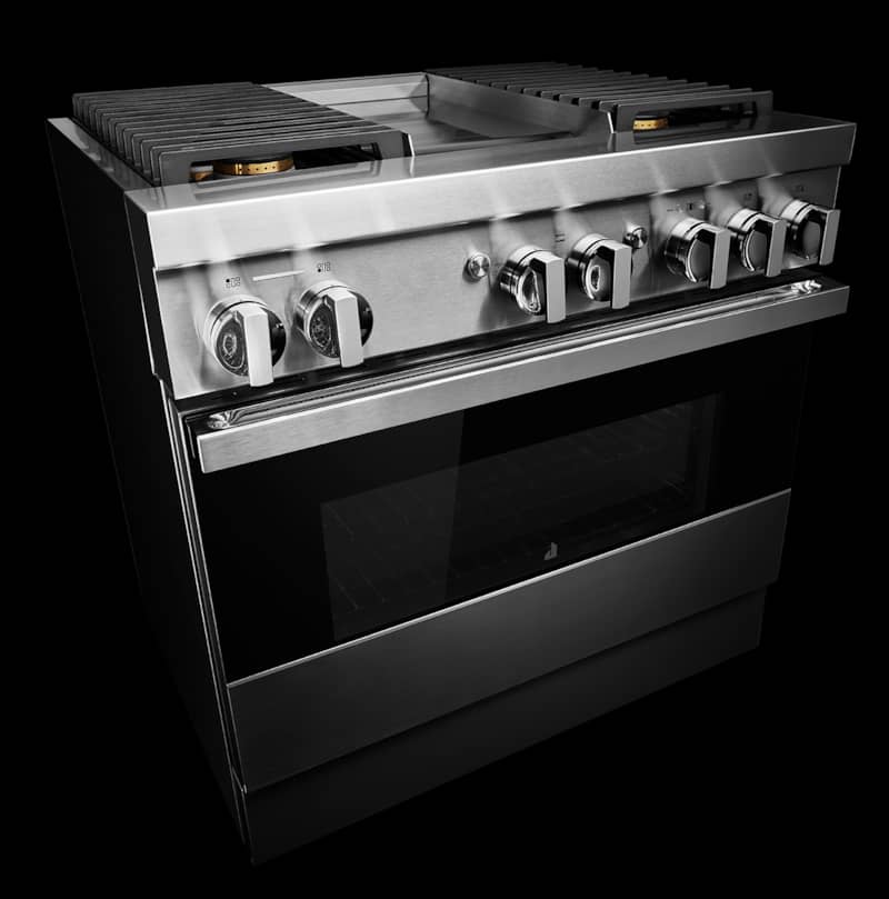 jenn-air-noir-36-professional-dual-fuel-range-JDRP536HM-lifestyle-angle-view.jpg
