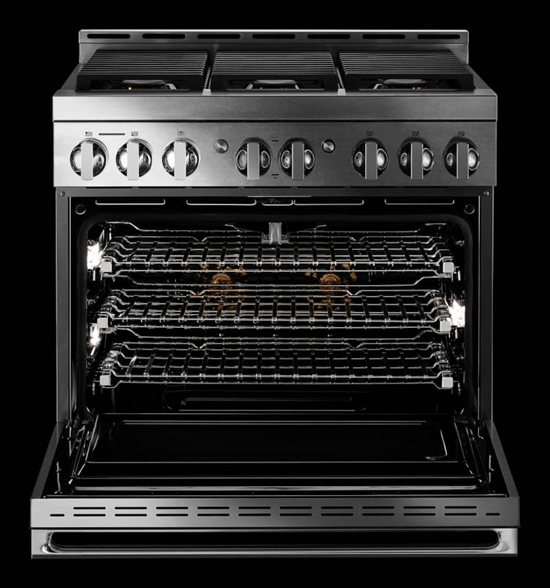 jenn-air-noir-36-professional-gas-range-JGRP436HM-lifestyle-oven-interior.jpg