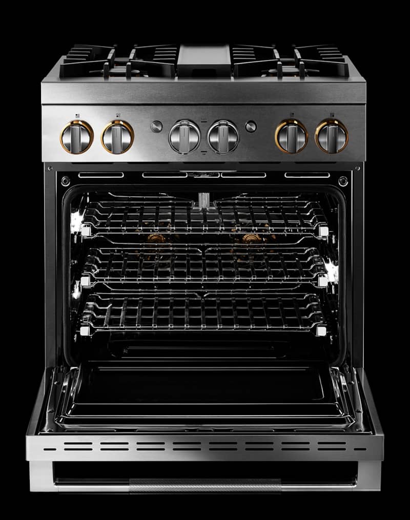 jenn-air-rise-30-dual-fuel-professional-range-JDRP430HL-lifestyle-oven-interior.jpg
