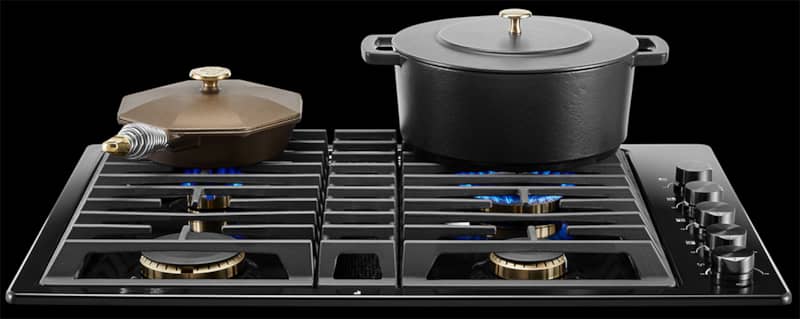jennair-cooktop-JGD3430GB-pots.jpg