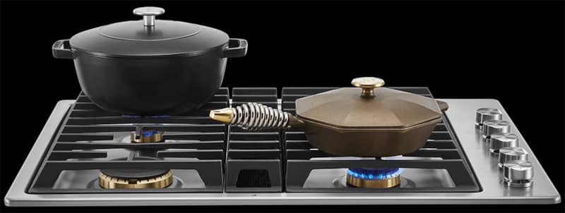 jennair-cooktop-JGD3430GS-pots.jpg