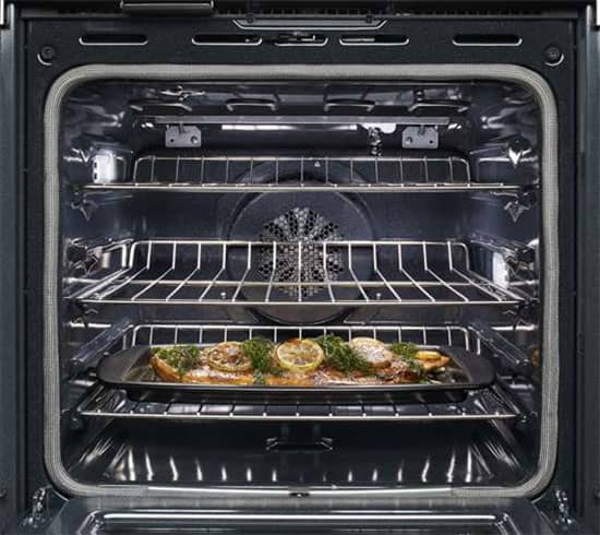 kitchenaid-double-oven-KODE500ESS-KODE507ESS-food-inside.jpg