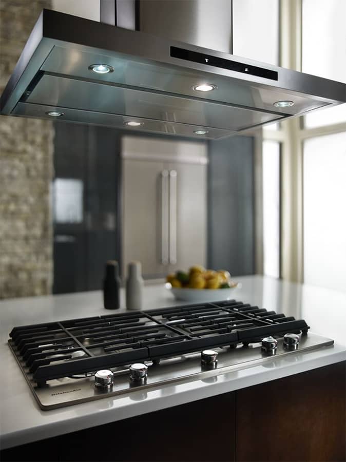 kitchenaid-hood-KVIB602DSS-above-cooktop.jpg