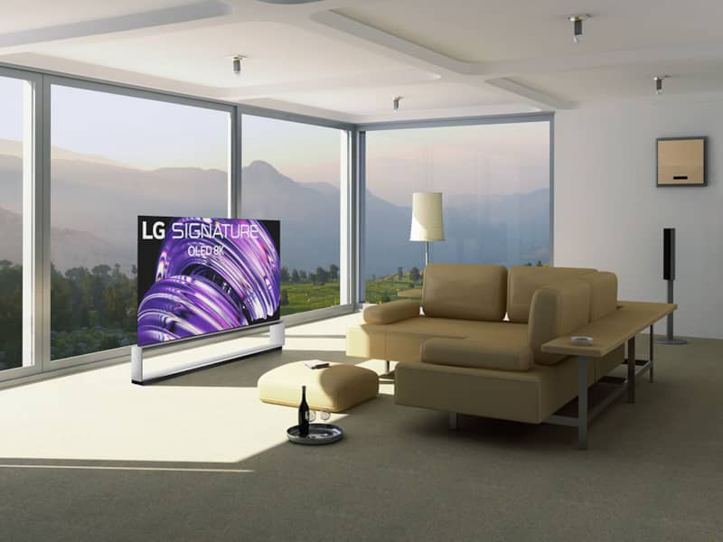 lg-tv-OLED77Z2PUA-lifestyle2.jpg