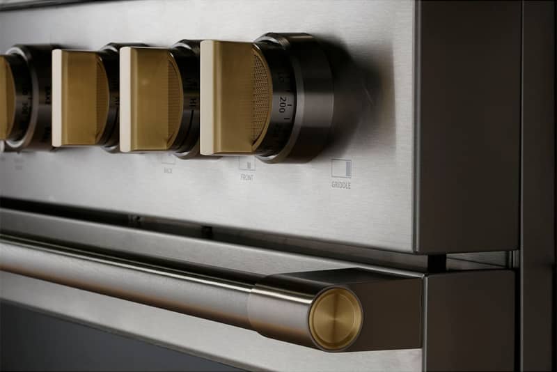 monogram-range-ZDP366NTSS-knobs.jpg