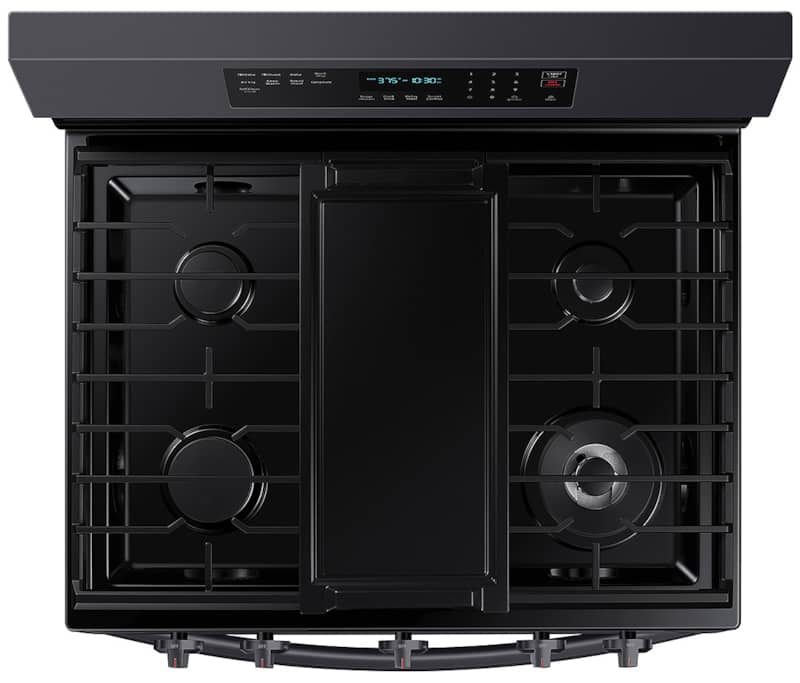 samsung-range-NX60A6711SG-aerial-view-griddle.jpg