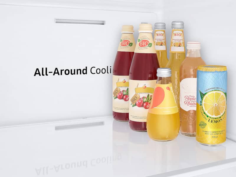 samsung-refrigerator-RS23A500BSS-drinks.jpg