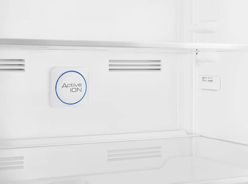 smeg-fridge-FAB38URRD-interior-view-active-ion.jpg