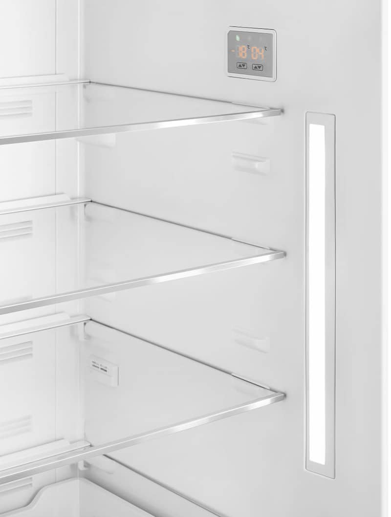 smeg-refrigerator-FAB38URCR-interior-view-light.jpg