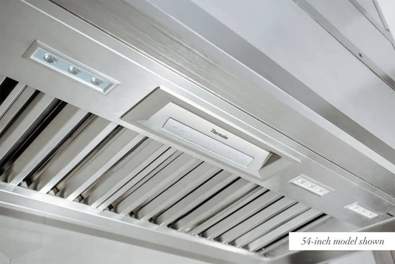thermador-custom-hood-insert-VCINxxGWSS-angled-under-view.jpg